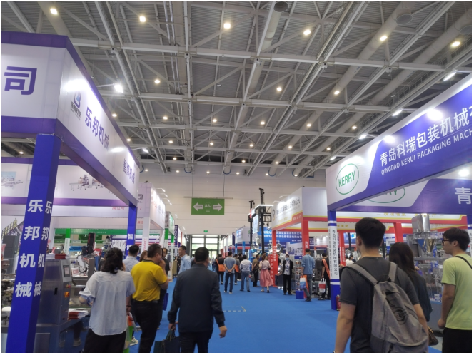 潤立給袋式包裝機(jī)廠家展會(huì)現(xiàn)場(chǎng) 潤立給袋式包裝機(jī)廠家展會(huì)現(xiàn)場(chǎng)